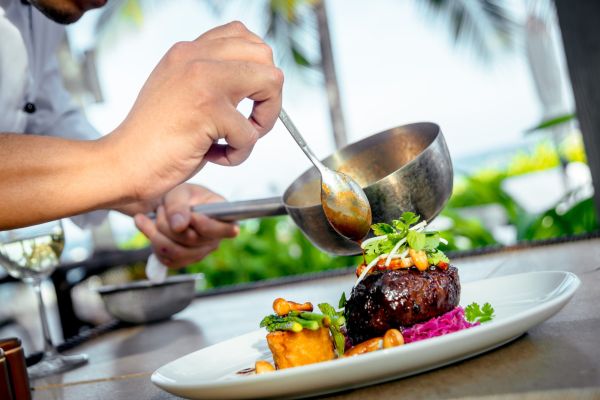 dining image2