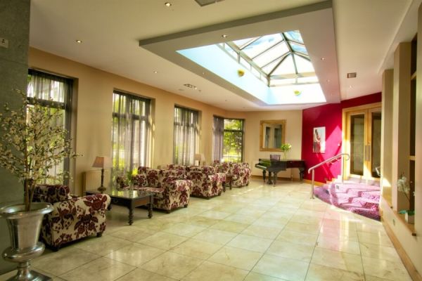 Lobby 2 Twin Trees Hotel - gallery 1