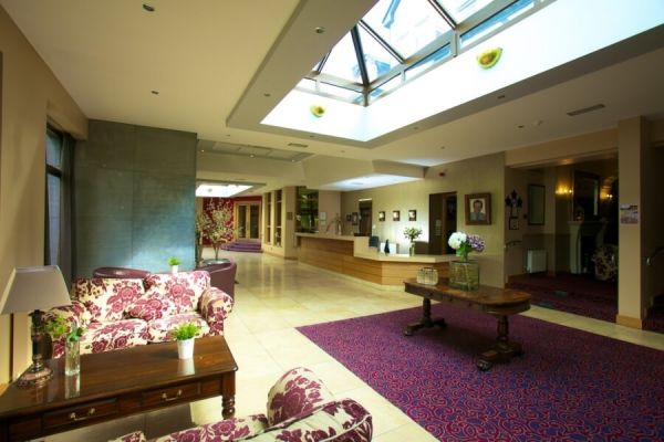 Lobby 4 Twin Trees Hotel - gallery 1