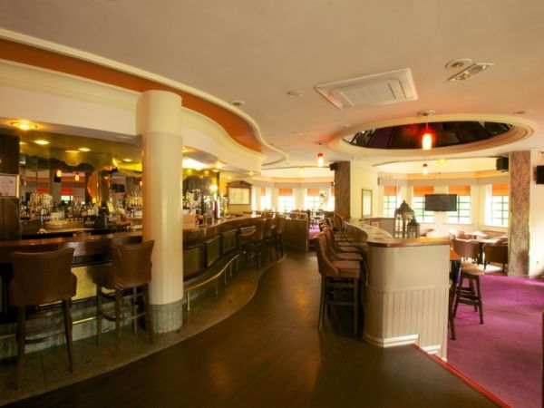 Restaurant inside