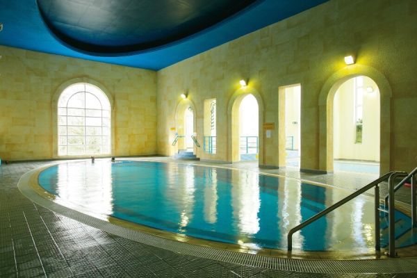 Swimming Pool - gallery 1