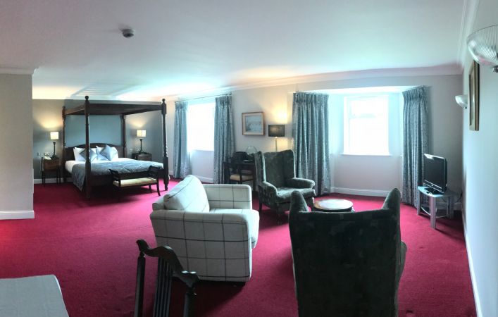 Executive Suite 1886 1200