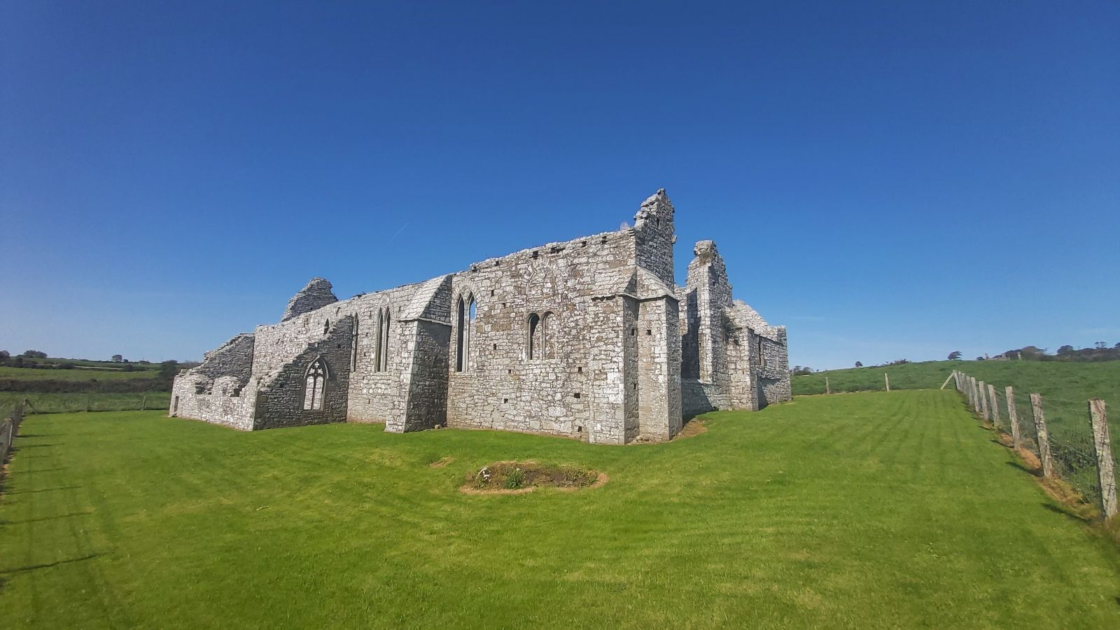 Rathfran Abbey 1600_900
